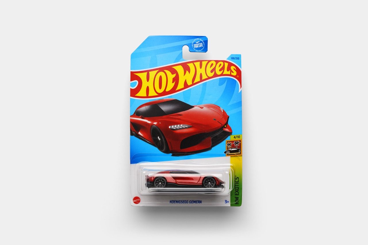 Hot Wheels Gemera Red